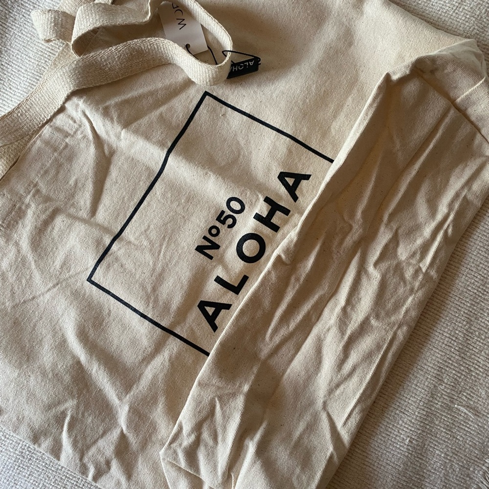 Aloha No. 50 Tote Bag - Natural Canvas NWT - Picture 8 of 8
